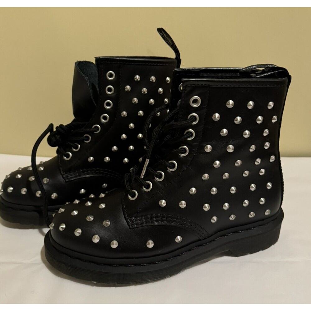 Dr. Martens Unisex Biker Combat Stud Wanama New! US M 4 EU 36 Black Lace Boots